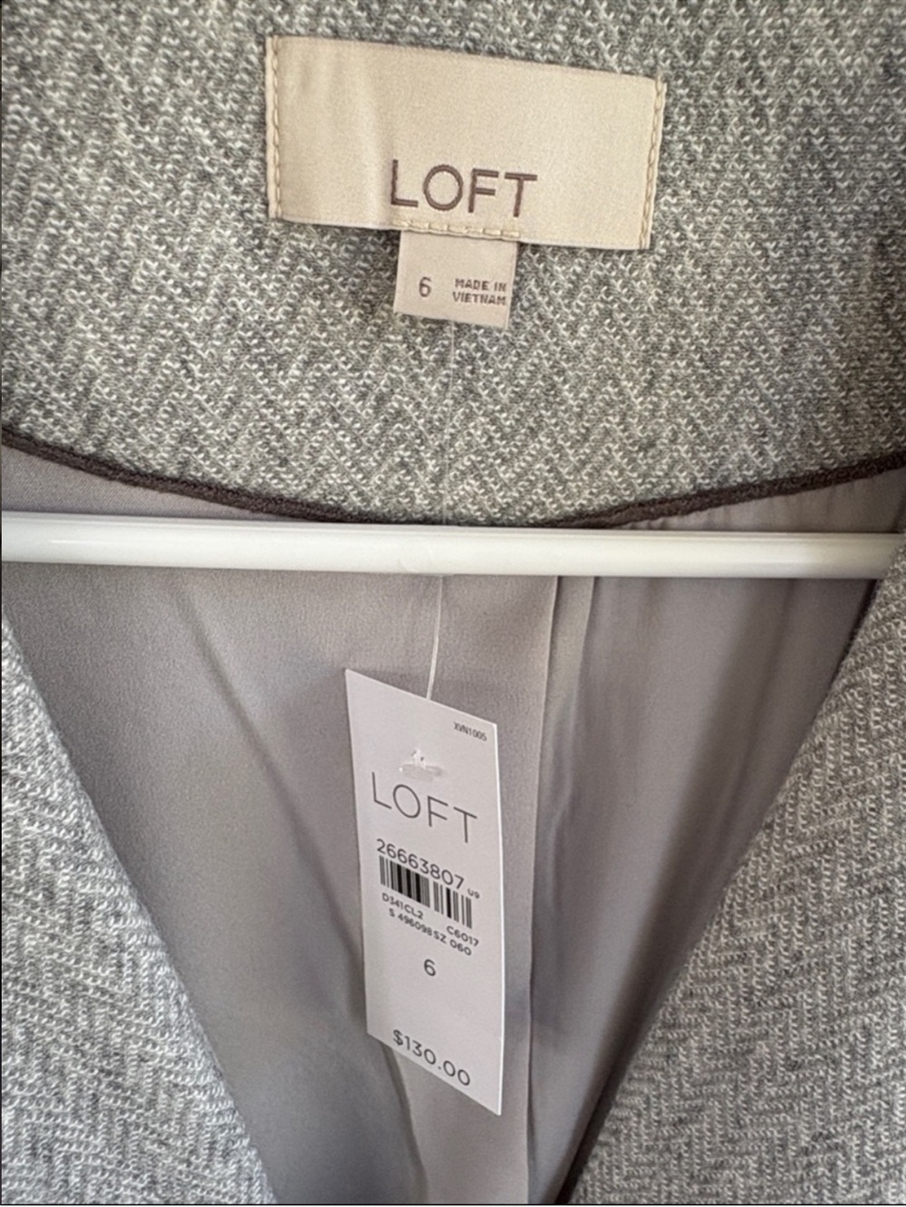 NWT LOFT Herringbone Elbow Patch Blazer Grey Size 6 Retail $130.00 - Picture 2 of 8